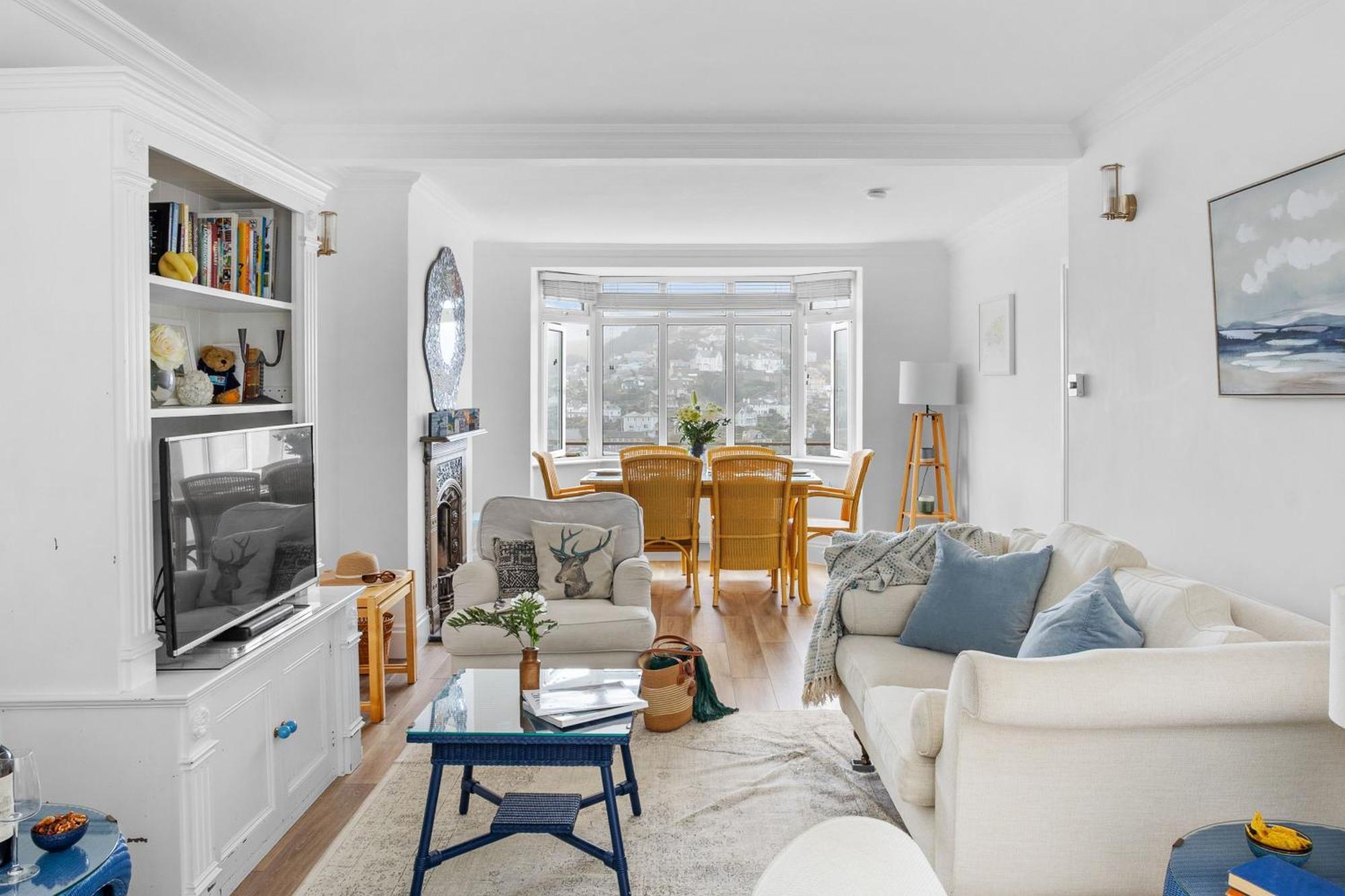 Uphigh - Elevated Family Home With Stunning River Views Dartmouth Zewnętrze zdjęcie